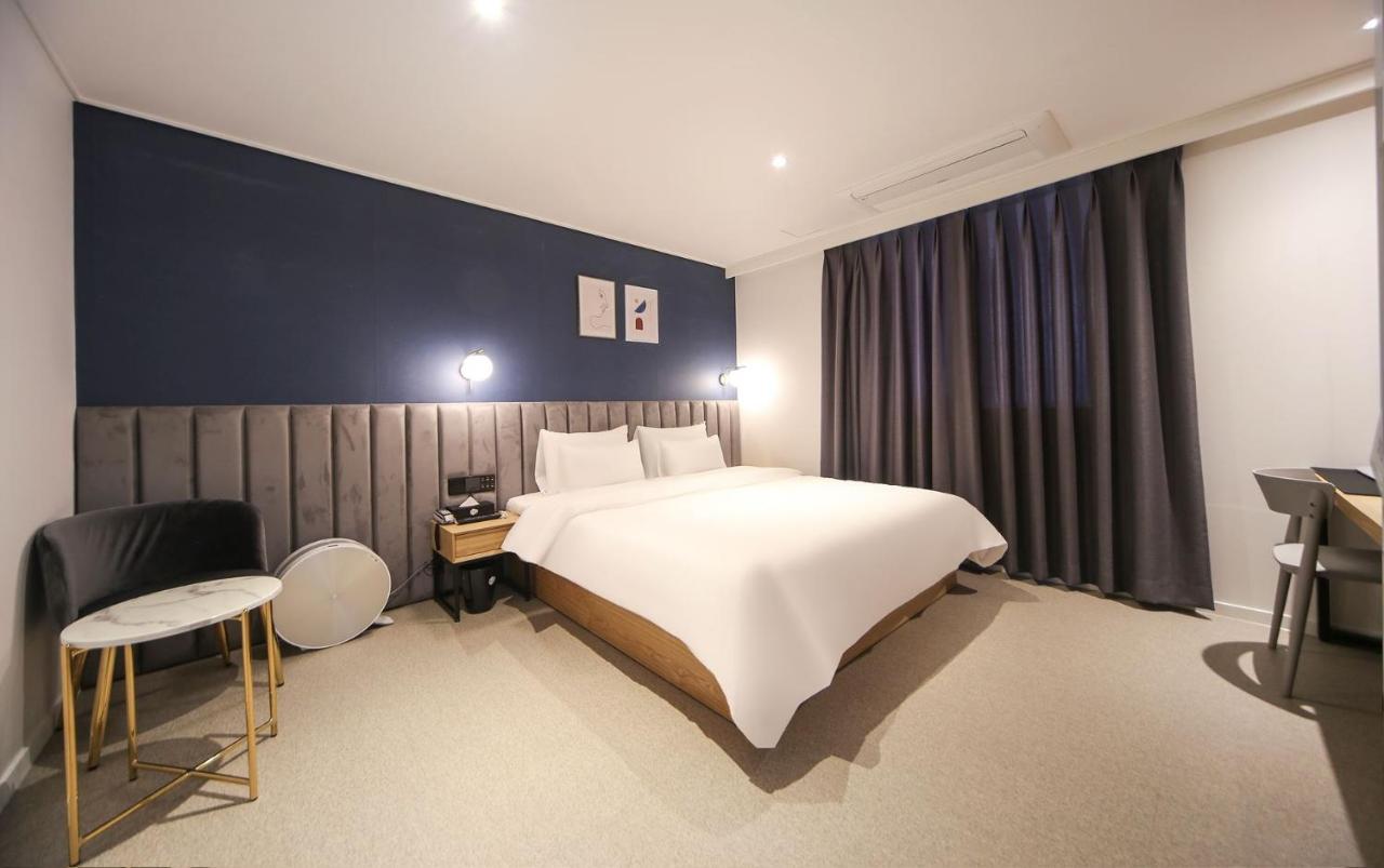Hotel Lazy Heaven Changwon Zewnętrze zdjęcie