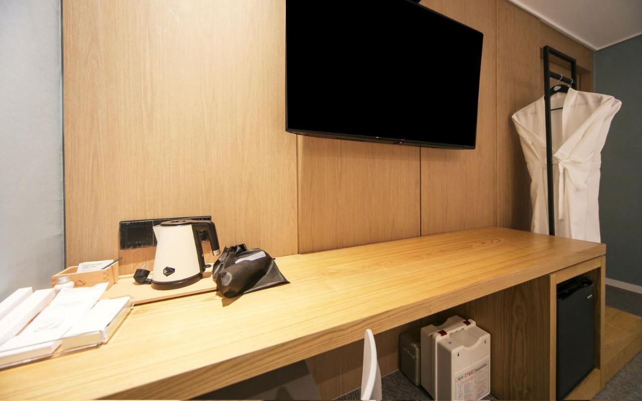 Hotel Lazy Heaven Changwon Zewnętrze zdjęcie