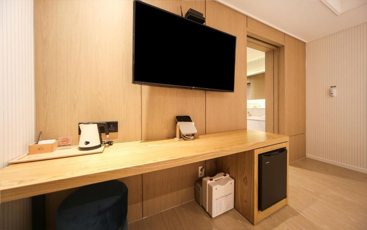 Hotel Lazy Heaven Changwon Zewnętrze zdjęcie