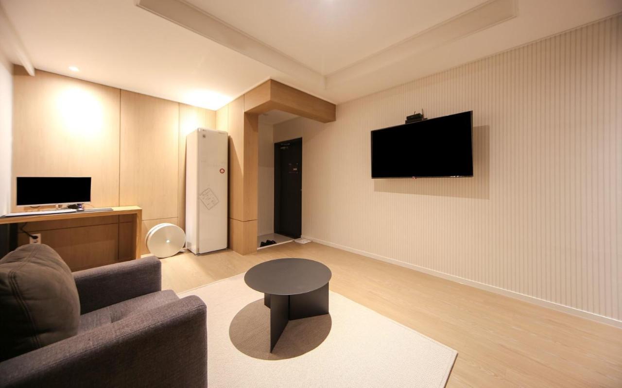 Hotel Lazy Heaven Changwon Zewnętrze zdjęcie